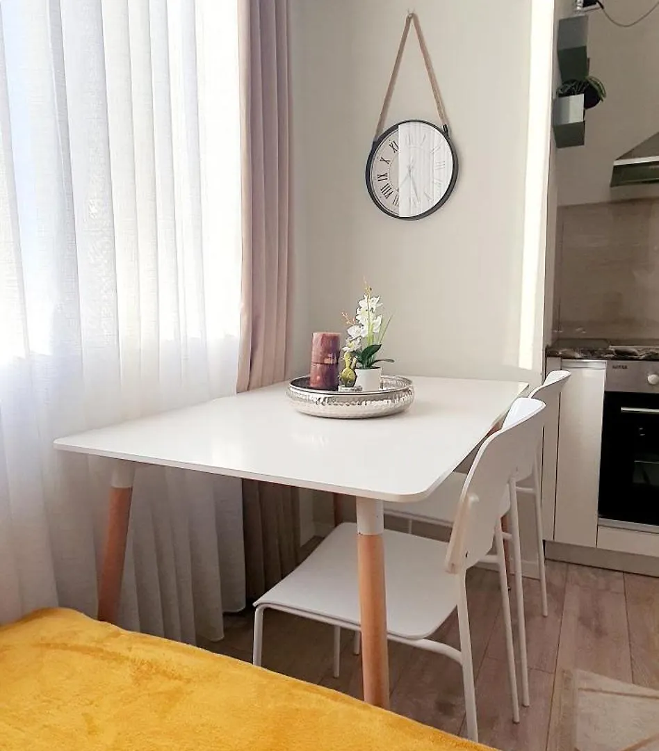 Silver Apartments Delijorgji Tirana 0*,  Albanie