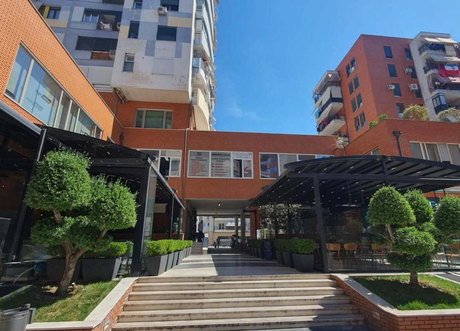 Silver Apartments Delijorgji Tiran